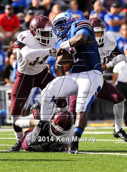 Thumbnail 3 in Cy-Fair vs Dickinson (UIL 6A Regional Playoff) photogallery.