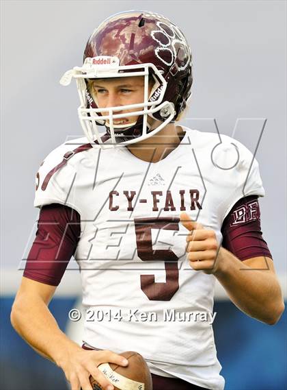 Thumbnail 1 in Cy-Fair vs Dickinson (UIL 6A Regional Playoff) photogallery.