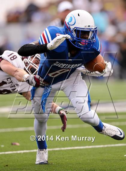 Thumbnail 1 in Cy-Fair vs Dickinson (UIL 6A Regional Playoff) photogallery.