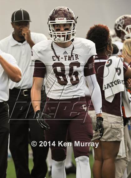 Thumbnail 2 in Cy-Fair vs Dickinson (UIL 6A Regional Playoff) photogallery.