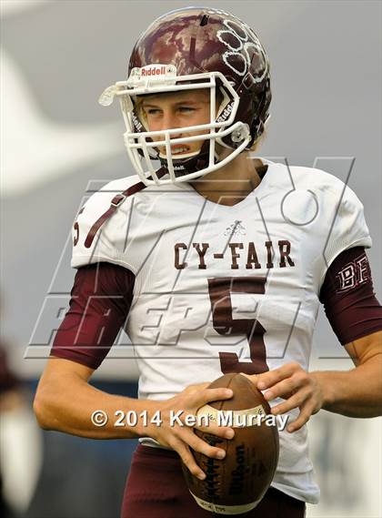 Thumbnail 3 in Cy-Fair vs Dickinson (UIL 6A Regional Playoff) photogallery.