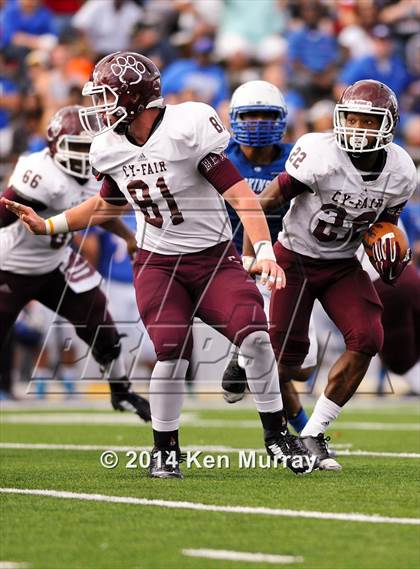 Thumbnail 1 in Cy-Fair vs Dickinson (UIL 6A Regional Playoff) photogallery.