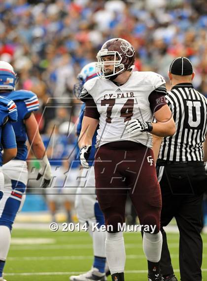 Thumbnail 3 in Cy-Fair vs Dickinson (UIL 6A Regional Playoff) photogallery.