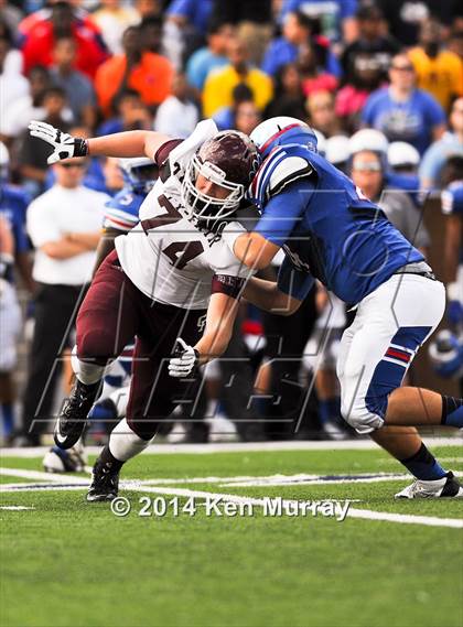 Thumbnail 2 in Cy-Fair vs Dickinson (UIL 6A Regional Playoff) photogallery.