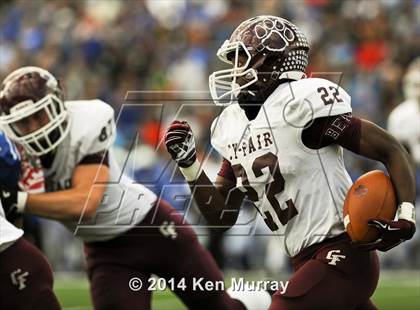 Thumbnail 2 in Cy-Fair vs Dickinson (UIL 6A Regional Playoff) photogallery.