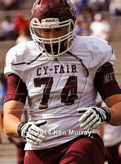 Thumbnail 3 in Cy-Fair vs Dickinson (UIL 6A Regional Playoff) photogallery.