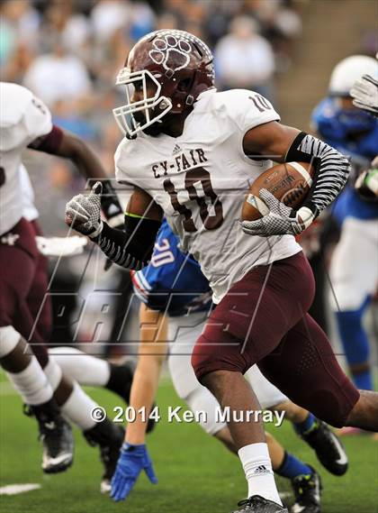 Thumbnail 2 in Cy-Fair vs Dickinson (UIL 6A Regional Playoff) photogallery.