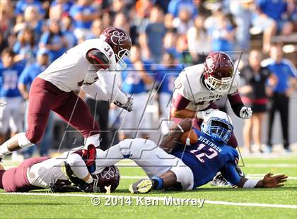 Thumbnail 2 in Cy-Fair vs Dickinson (UIL 6A Regional Playoff) photogallery.