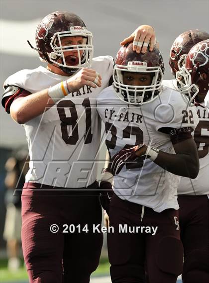 Thumbnail 1 in Cy-Fair vs Dickinson (UIL 6A Regional Playoff) photogallery.