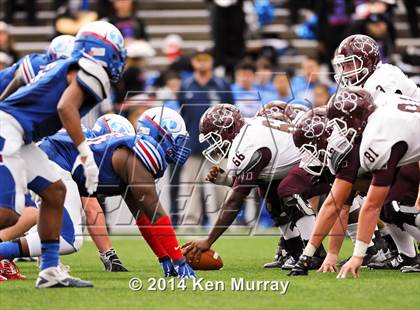 Thumbnail 1 in Cy-Fair vs Dickinson (UIL 6A Regional Playoff) photogallery.