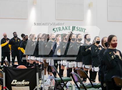 Thumbnail 2 in St. Agnes Academy vs San Antonio Christian (TAPPS 6A Area Playoff) photogallery.