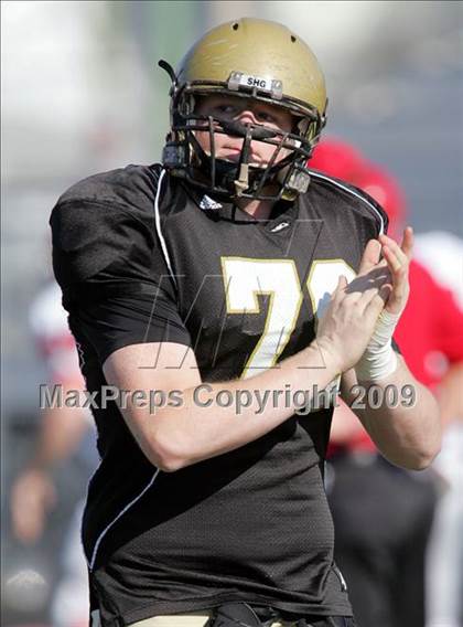 Thumbnail 2 in Glenwood @ Sacred Heart-Griffin (IHSA Class 5A Playoffs) photogallery.