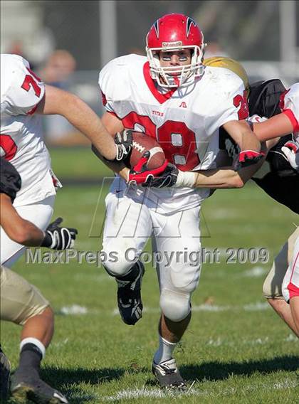Thumbnail 2 in Glenwood @ Sacred Heart-Griffin (IHSA Class 5A Playoffs) photogallery.