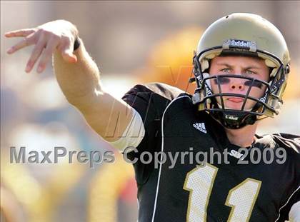 Thumbnail 1 in Glenwood @ Sacred Heart-Griffin (IHSA Class 5A Playoffs) photogallery.