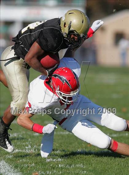 Thumbnail 1 in Glenwood @ Sacred Heart-Griffin (IHSA Class 5A Playoffs) photogallery.
