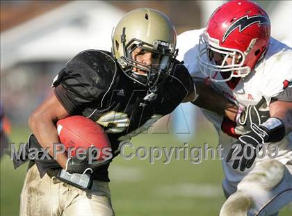Thumbnail 1 in Glenwood @ Sacred Heart-Griffin (IHSA Class 5A Playoffs) photogallery.