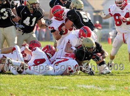 Thumbnail 2 in Glenwood @ Sacred Heart-Griffin (IHSA Class 5A Playoffs) photogallery.