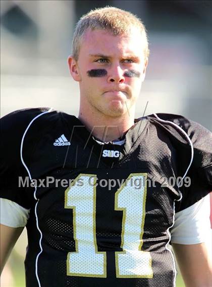Thumbnail 2 in Glenwood @ Sacred Heart-Griffin (IHSA Class 5A Playoffs) photogallery.