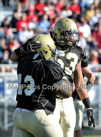 Thumbnail 3 in Glenwood @ Sacred Heart-Griffin (IHSA Class 5A Playoffs) photogallery.