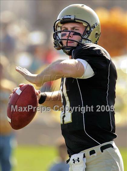 Thumbnail 3 in Glenwood @ Sacred Heart-Griffin (IHSA Class 5A Playoffs) photogallery.