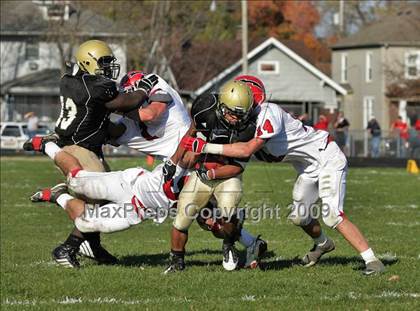 Thumbnail 3 in Glenwood @ Sacred Heart-Griffin (IHSA Class 5A Playoffs) photogallery.