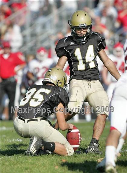 Thumbnail 3 in Glenwood @ Sacred Heart-Griffin (IHSA Class 5A Playoffs) photogallery.
