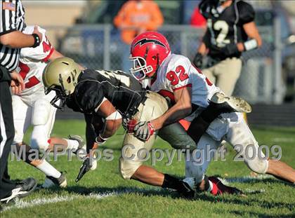 Thumbnail 3 in Glenwood @ Sacred Heart-Griffin (IHSA Class 5A Playoffs) photogallery.
