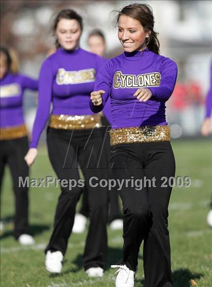 Thumbnail 1 in Glenwood @ Sacred Heart-Griffin (IHSA Class 5A Playoffs) photogallery.