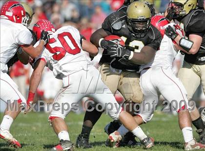 Thumbnail 2 in Glenwood @ Sacred Heart-Griffin (IHSA Class 5A Playoffs) photogallery.