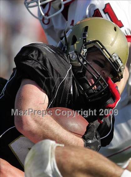 Thumbnail 2 in Glenwood @ Sacred Heart-Griffin (IHSA Class 5A Playoffs) photogallery.