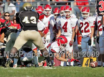 Thumbnail 3 in Glenwood @ Sacred Heart-Griffin (IHSA Class 5A Playoffs) photogallery.