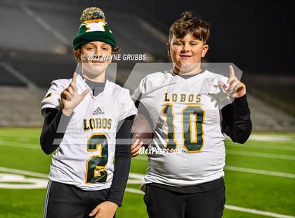 Thumbnail 1 in Reedy vs. Longview (UIL 5A Area Playoff) photogallery.