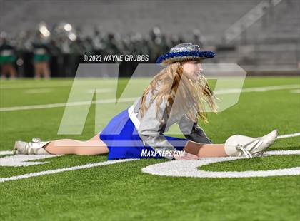 Thumbnail 3 in Reedy vs. Longview (UIL 5A Area Playoff) photogallery.