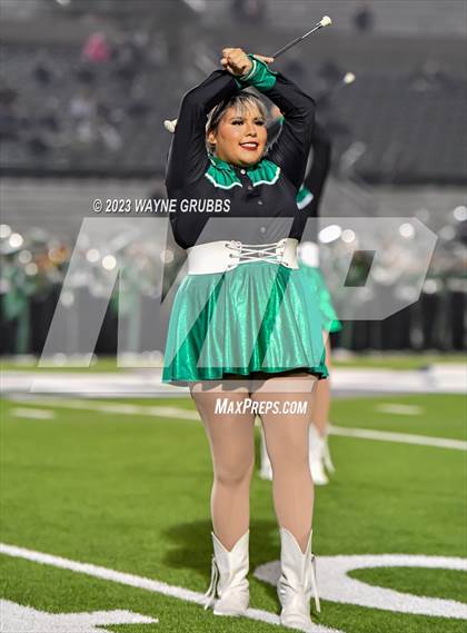 Thumbnail 1 in Reedy vs. Longview (UIL 5A Area Playoff) photogallery.