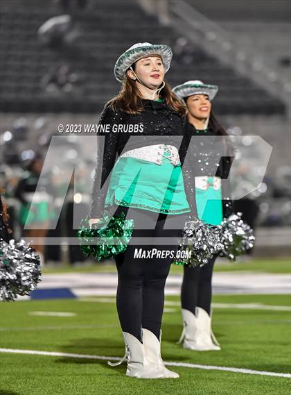 Thumbnail 2 in Reedy vs. Longview (UIL 5A Area Playoff) photogallery.