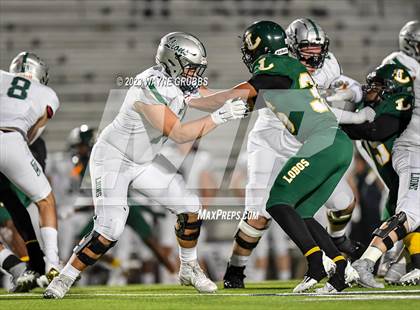 Thumbnail 3 in Reedy vs. Longview (UIL 5A Area Playoff) photogallery.