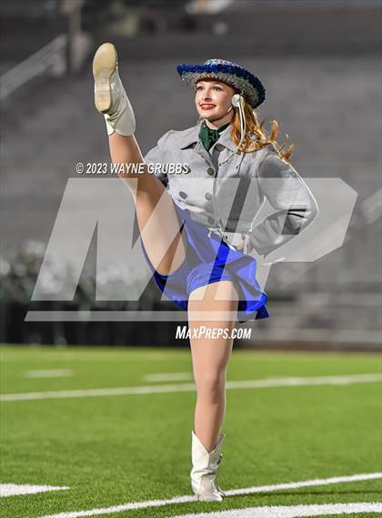 Thumbnail 1 in Reedy vs. Longview (UIL 5A Area Playoff) photogallery.