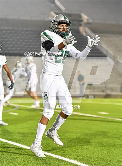 Thumbnail 2 in Reedy vs. Longview (UIL 5A Area Playoff) photogallery.