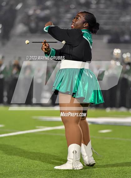 Thumbnail 2 in Reedy vs. Longview (UIL 5A Area Playoff) photogallery.