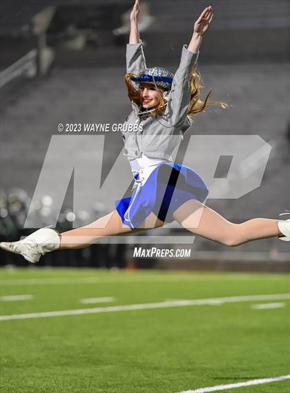 Thumbnail 2 in Reedy vs. Longview (UIL 5A Area Playoff) photogallery.