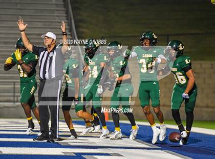 Thumbnail 1 in Reedy vs. Longview (UIL 5A Area Playoff) photogallery.