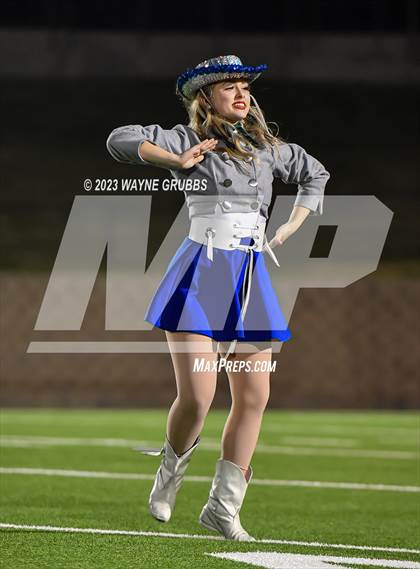 Thumbnail 1 in Reedy vs. Longview (UIL 5A Area Playoff) photogallery.