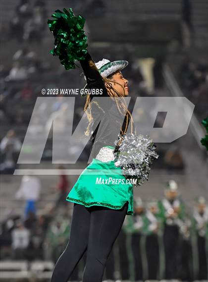 Thumbnail 1 in Reedy vs. Longview (UIL 5A Area Playoff) photogallery.