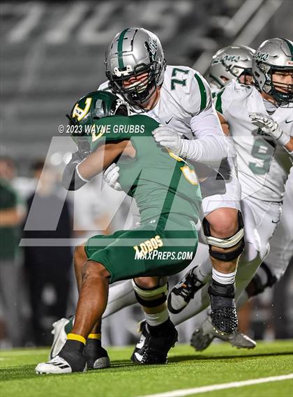 Thumbnail 1 in Reedy vs. Longview (UIL 5A Area Playoff) photogallery.