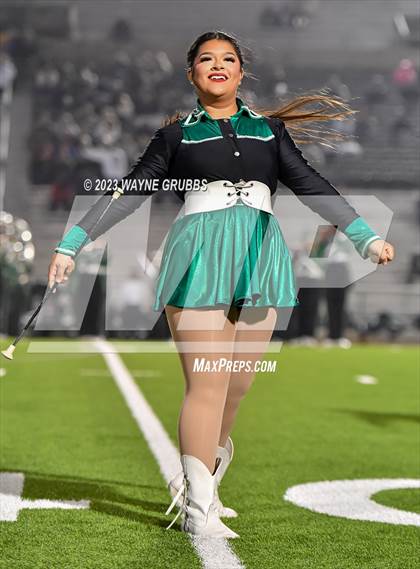 Thumbnail 3 in Reedy vs. Longview (UIL 5A Area Playoff) photogallery.