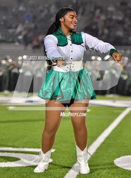 Thumbnail 1 in Reedy vs. Longview (UIL 5A Area Playoff) photogallery.