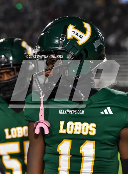 Thumbnail 3 in Reedy vs. Longview (UIL 5A Area Playoff) photogallery.