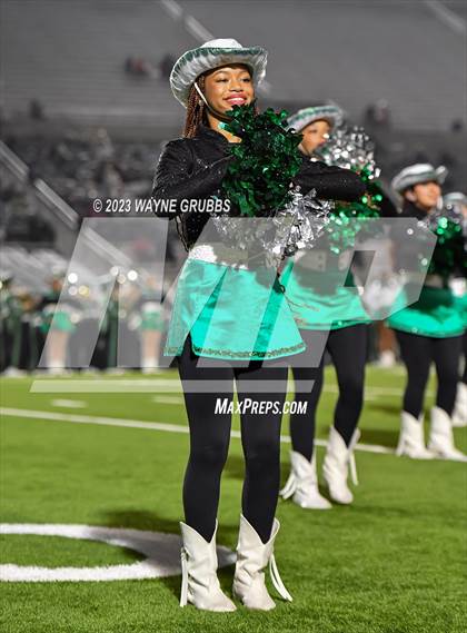 Thumbnail 3 in Reedy vs. Longview (UIL 5A Area Playoff) photogallery.