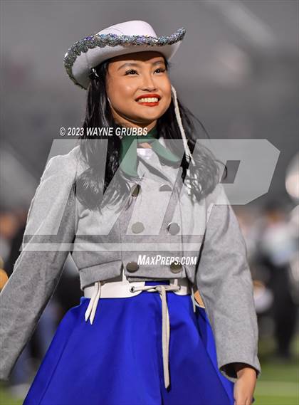 Thumbnail 1 in Reedy vs. Longview (UIL 5A Area Playoff) photogallery.