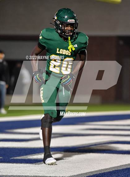 Thumbnail 2 in Reedy vs. Longview (UIL 5A Area Playoff) photogallery.